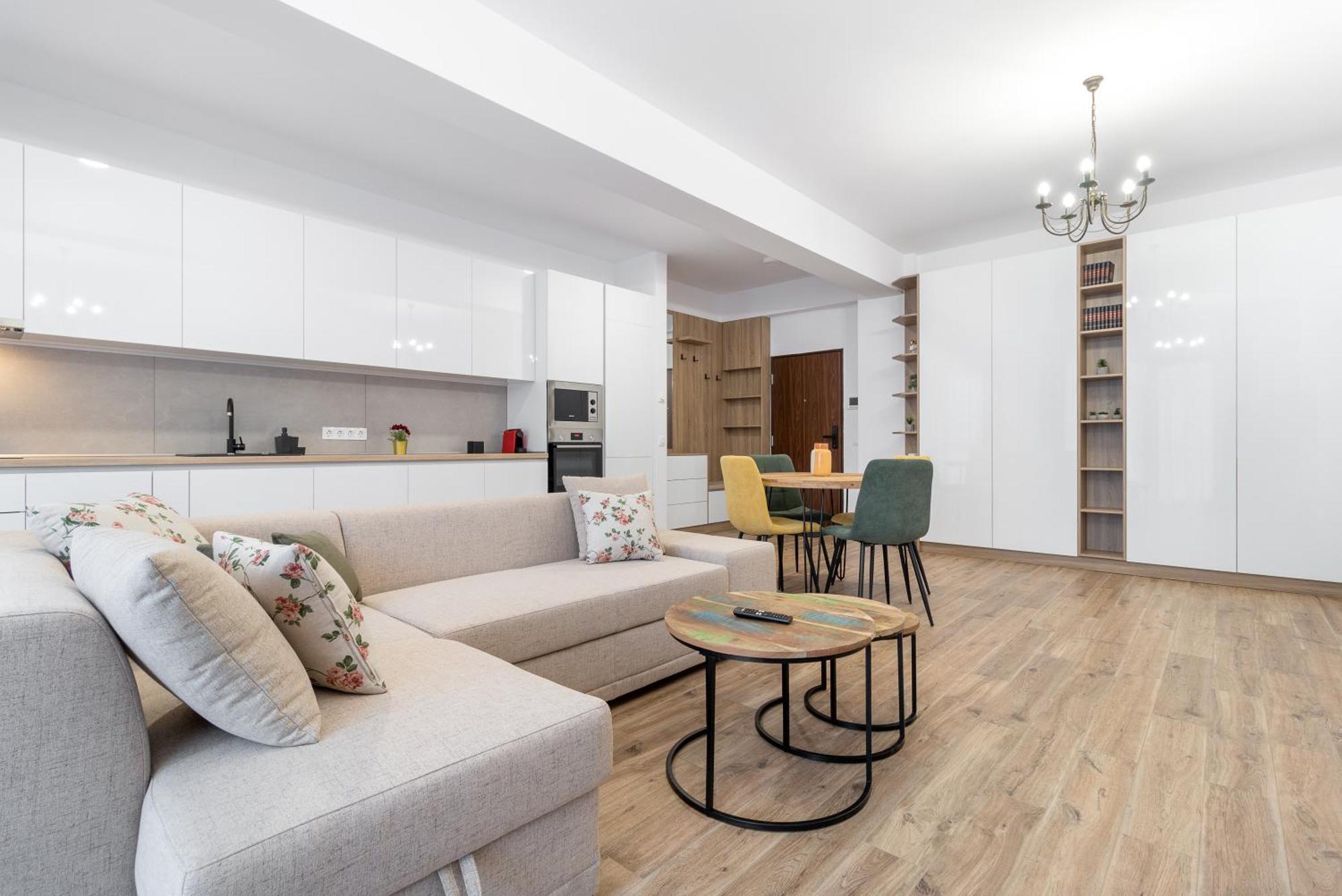 Crisana Flats Appartement Oradea Buitenkant foto
